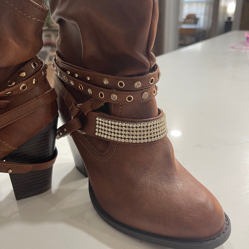 Brown boots